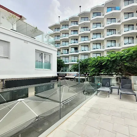 Apartment Oasis Club