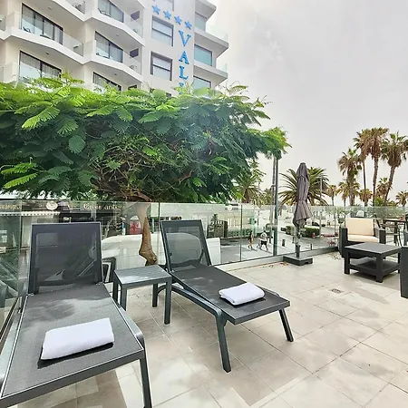 Oasis Club Apartment *