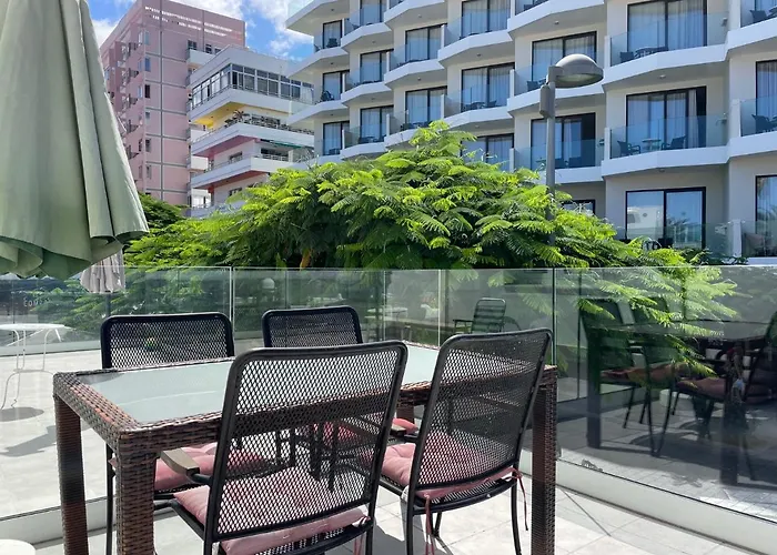 Oasis Club Apartment